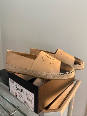 CHANEL Beige Leather Espadrilles with Black Cap Toe